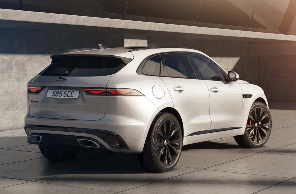 2021 Jaguar F-Pace. Imagen trasera.