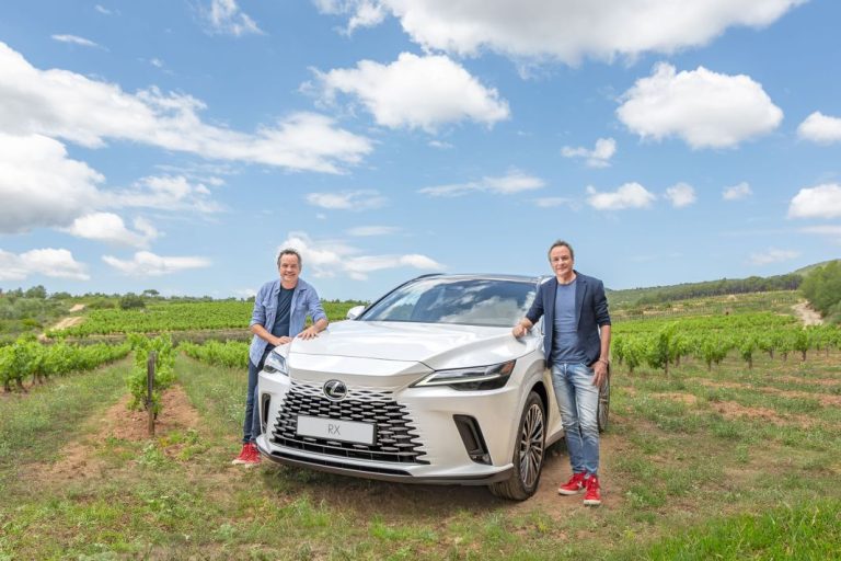 Lexus recorre España junto a los chefs Sergio y Javier Torres en busca de las mejores recetas