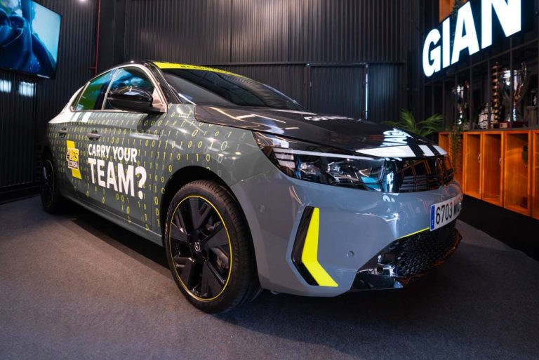 El Opel Corsa se asocia con Giants para llegar a la Generación Z