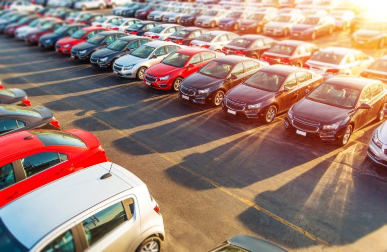 Parking de aeropuerto: Todo lo que tienes que tener en cuenta si vas a dejar allí tu coche