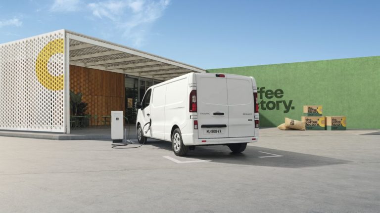 El Renault Trafic se electrifica: llega el Trafic E-Tech 100 % eléctrico