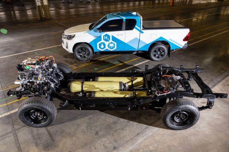 Toyota Hilux H2: El pick up que se tragó un Mirai ya es una realidad