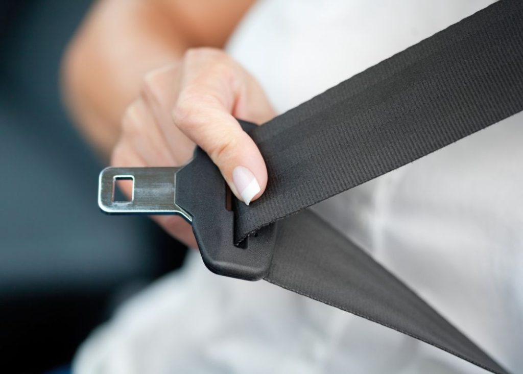 ¿Estás embarazada? Conduce segura con este accesorio de Amazon por menos de 14 euros 1 Motor16 cinturon de seguridad