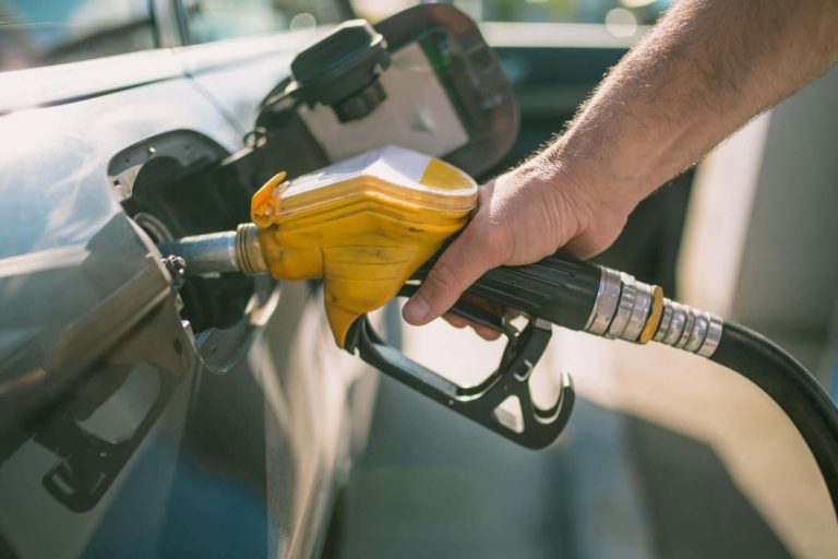 Al igual que los neumáticos de invierno, ahora también hay combustible de invierno