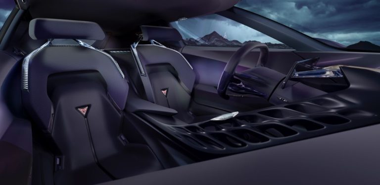 La emocionante vida dentro del Cupra Dark Rebel