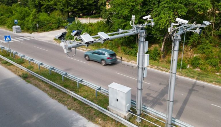 Así son los 150 nuevos radares que la DGT va a instalar en los próximos tres años