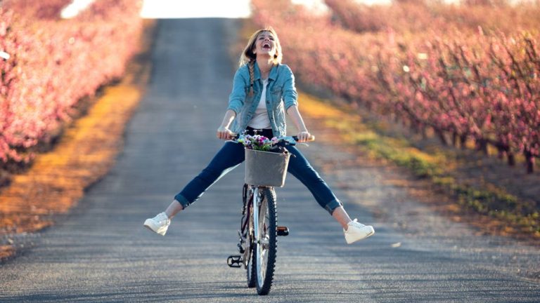 Las 3 ciudades de España en las que no sobrevivirías si circulas en bicicleta