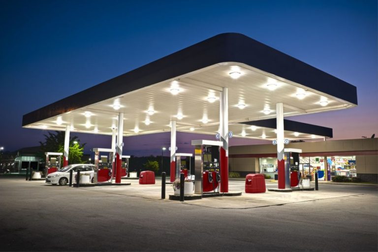 La única gasolinera que te descuenta hasta 40 céntimos por litro