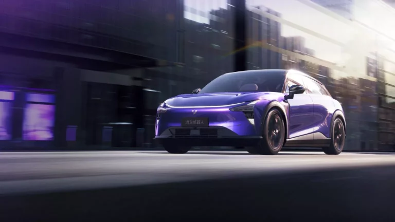 Jiyue 01: Geely y Baidu lanzan un duro rival para el Tesla Model Y