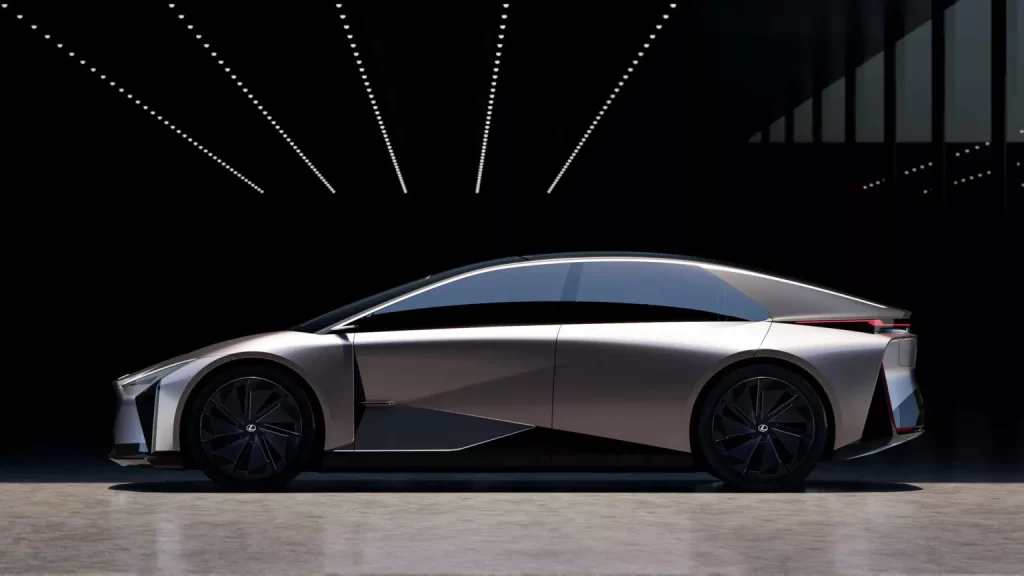 ¿LF-ZC cancelado?: Lexus parece abandonar la berlina eléctrica en busca de la rentabilidad 1 Motor16 2023 Lexus LF ZC 11 Motor16