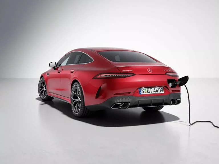 El Mercedes-AMG de los 242.000 euros y con 843 CV se actualiza