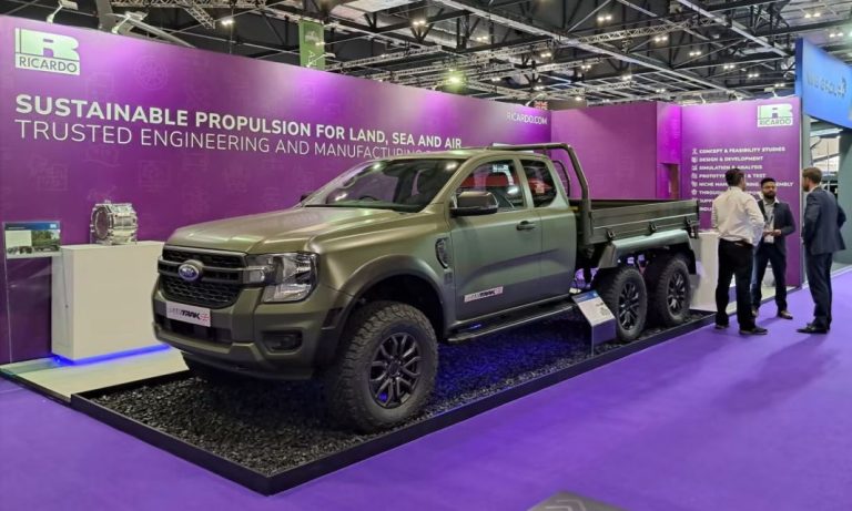 Este Ford Ranger es mucho más que un pick-up con seis ruedas