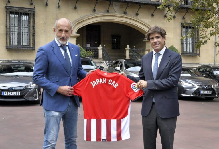 El Athletic Club renueva con Toyota como su aliado sobre ruedas: ¡Seguirá siendo su coche oficial!