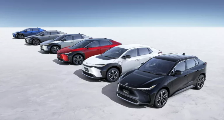 Toyota bZ4X y Subaru Solterra: Los hermanos se actualizan para cargar más rápido