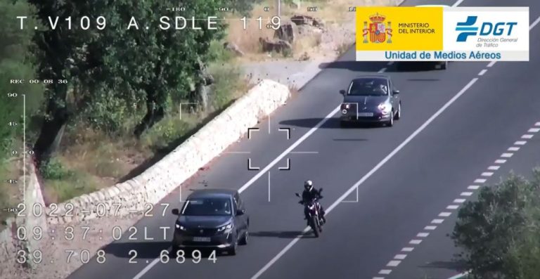 La DGT alerta del mayor peligro de los motoristas en la carretera