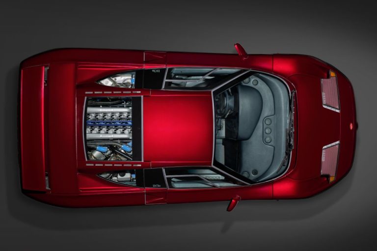 Este Bugatti EB110 GT sale a subasta con 7.000 kilómetros