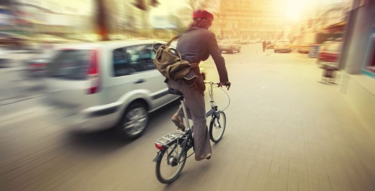 El elemento de seguridad que la DGT quiere que utilicen todos los ciclistas