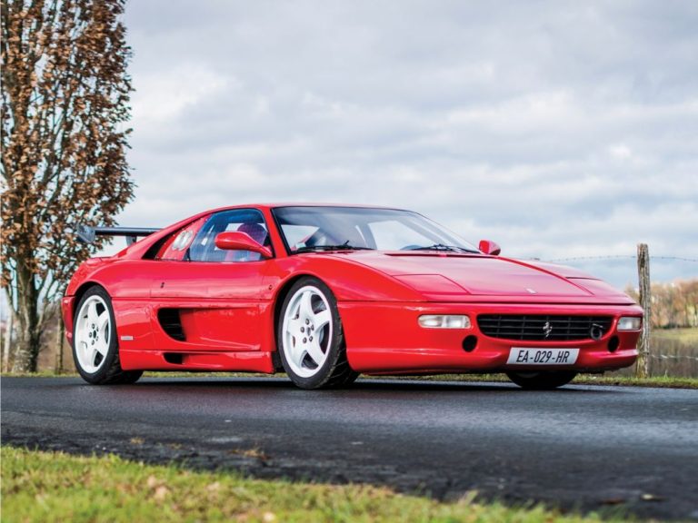 Ferrari F355 subasta sin reserva: la Berlinetta de 1995 con caja manual que los coleccionistas vigilan