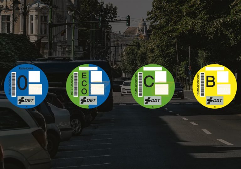 2025 está al caer: Si mi coche no tiene etiqueta de la DGT, ¿qué me puede pasar?