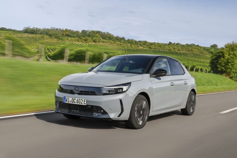 Opel ofrece calidad superior a precio low cost, superando a Dacia en rendimiento y sofisticación