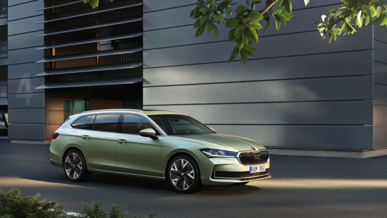 El nuevo Skoda Superb Combi 2024 ya tiene precio