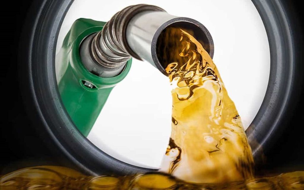 La OCU avisa: Las medidas del gobierno para bajar el precio de la gasolina no son suficientes 114 Motor16 combustible