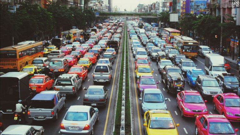 Cortar una carretera:  El puente Astra se presenta como la solución para no tener que hacerlo