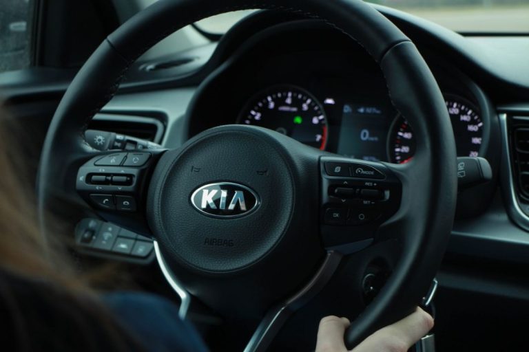 KIA Renting, la solución para disfrutar de tu coche sin preocupaciones