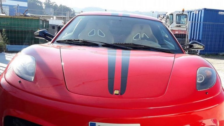 El Ferrari de los dos millones de euros que está causando furor en Galicia