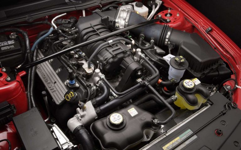 Esto es lo que pesa el motor de tu coche