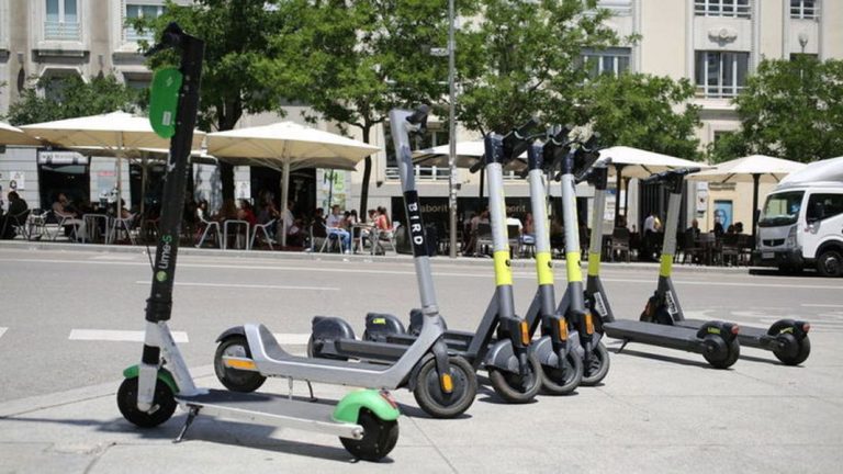 Esta es la multa más habitual a los conductores de patinetes eléctricos: Y les cuesta 200 euros