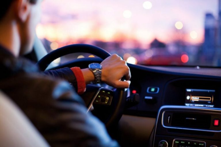 10 consejos básicos que deberás aplicar para una conducción perfecta