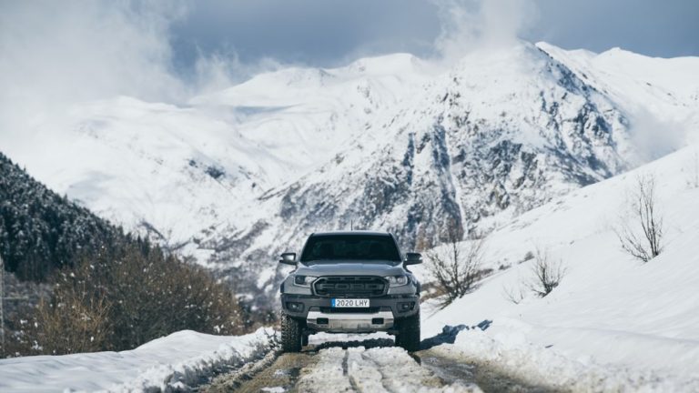 El último reto del Ford Ranger Raptor sobre la nieve