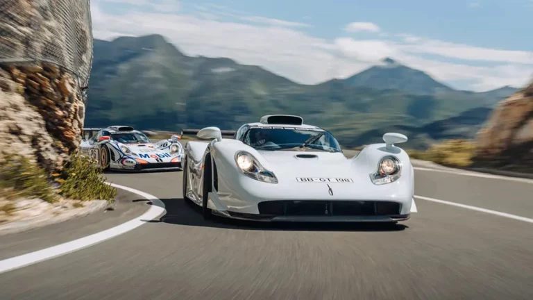 Los de Zuffenhausen sacan su Porsche 911 GT1 Strassenversion de paseo