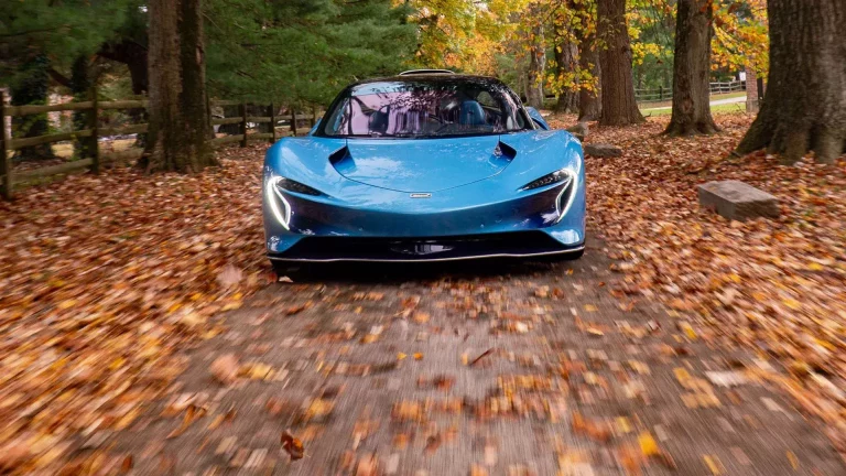 Se vende este McLaren Speedtail, que solo en opciones tiene 612.000 euros