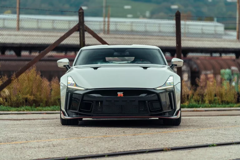 Nissan GT-R50: Uno de los 18 fabricados está buscando nuevo hogar