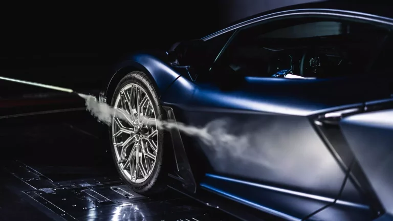 Así trabaja la aerodinámica activa del Lamborghini Revuelto