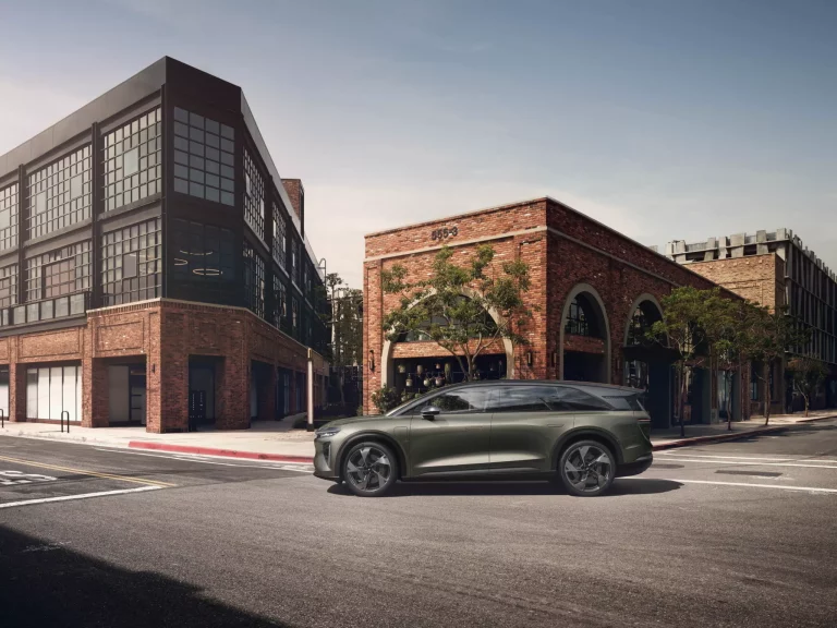 Lucid Gravity Touring: La versión de ‘acceso’ tienes cifras para enmarcar