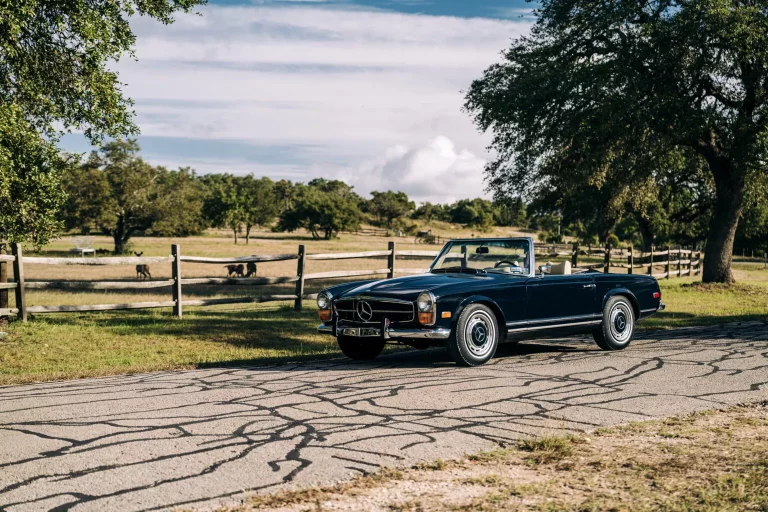 Este bello Mercedes-Benz 280 SL se pasa a las cero emisiones