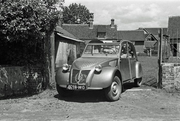 El mítico Citroën ‘dos caballos’ cumple 75 años
