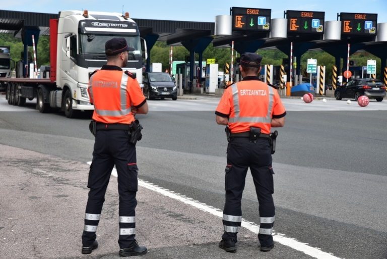 Así son los más de 500 coches que estrenará la Ertzaina
