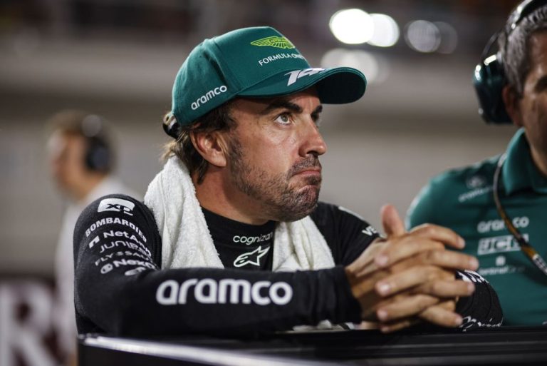Estrellas de la F1 compiten en el mar: Alonso, Hamilton, Verstappen y Leclerc pelean por este trono