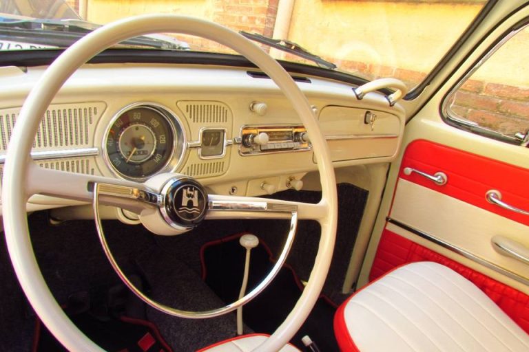 La historia de un icono de Volskwagen: el «escarabajo»