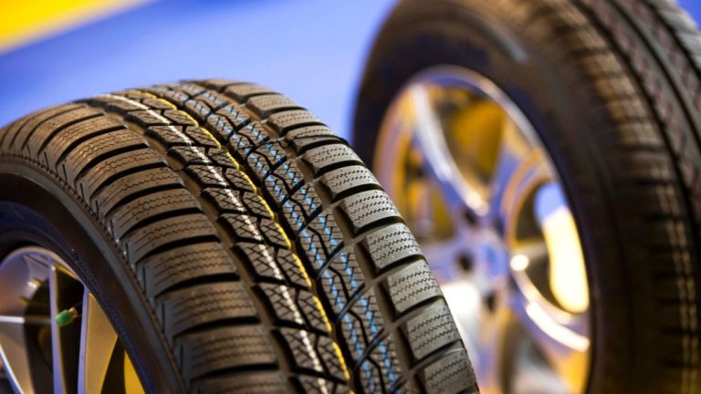 Cómo debes cuidar las ruedas de tu coche para no tener problemas en la ITV