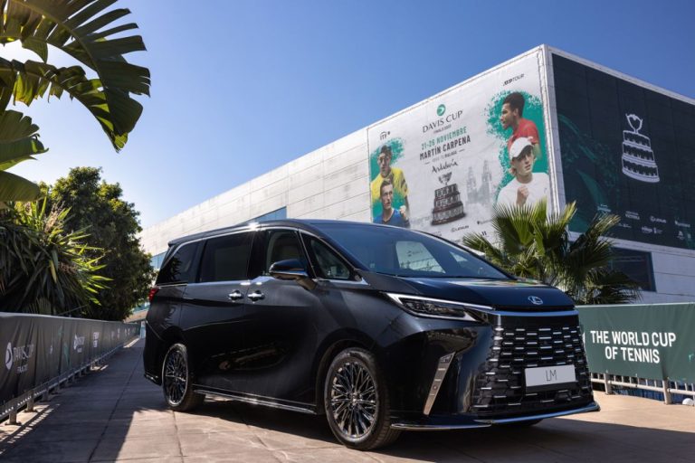 Los malagueños serán los primeros en ver el nuevo Lexus LM en vivo y en directo