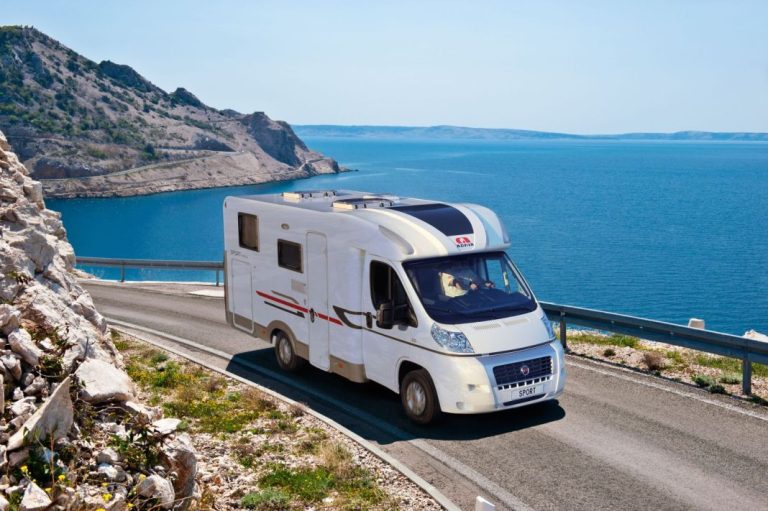 6 áreas gratuitas para autocaravanas en España con unas vistas propias de un hotel de cinco estrellas