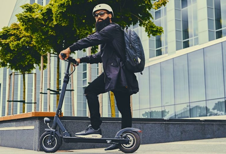 El patinete eléctrico de las ‘tres B’ es la opción perfecta para pedírselo a los Reyes Magos