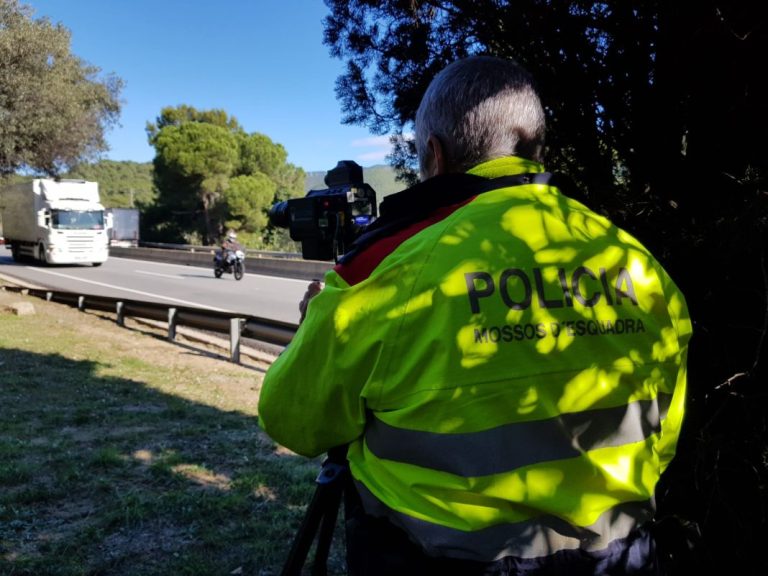 Esta es la pistola radar que la Guardia Civil de Tráfico está usando ya en las carreteras