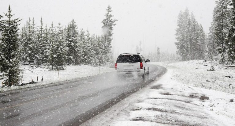 Los 7 imprescindibles de la DGT para conducir en invierno