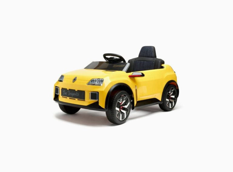 El Renault 5 EV llega antes de tiempo y tu hijo te lo pedirá para Reyes